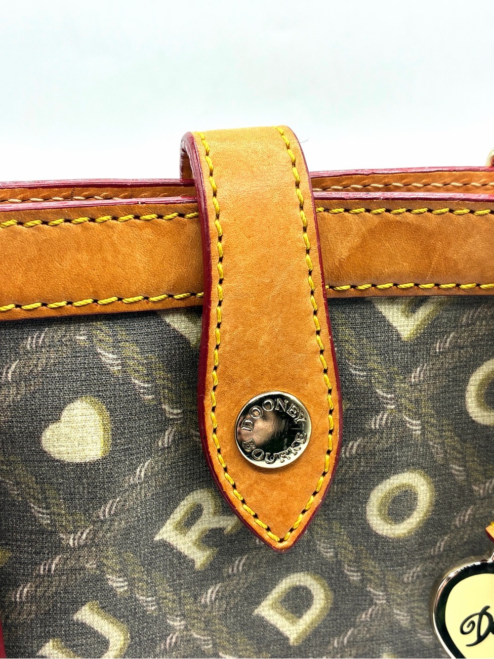 Y2K Dooney & Bourke Crossword Monogram Bucket Shoulder Bag Heart Charm - Picture 3 of 16
